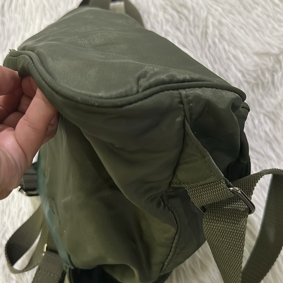 Deena and Ozzy small Y2K green mini backpack purse - Picture 5 of 10